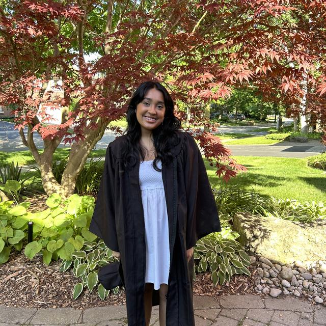 Navia Basra's profile picture